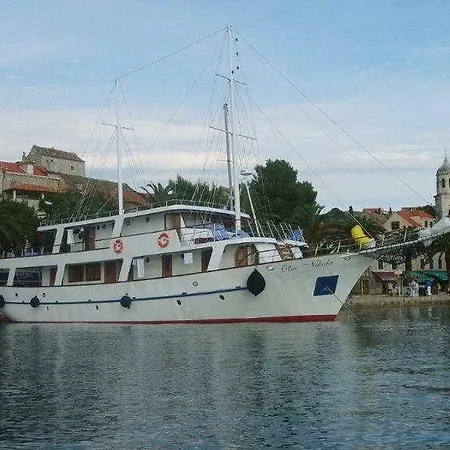 Cruise From On M/s Otac Nikola Hotel Trogir